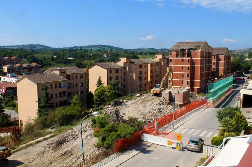 02. Demolizione blocco 2